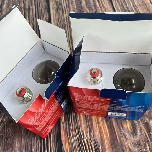 Energetic Lighting 2 pack red and blue LED glass bulbs - Picture 7 of 7